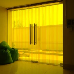 Màn nhựa PVC Extruflex là loại rèm nhựa linh hoạt được làm từ nhựa Polyvinyl Chloride cao cấp